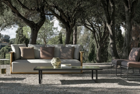 Phoenix-table by simplysofas.in